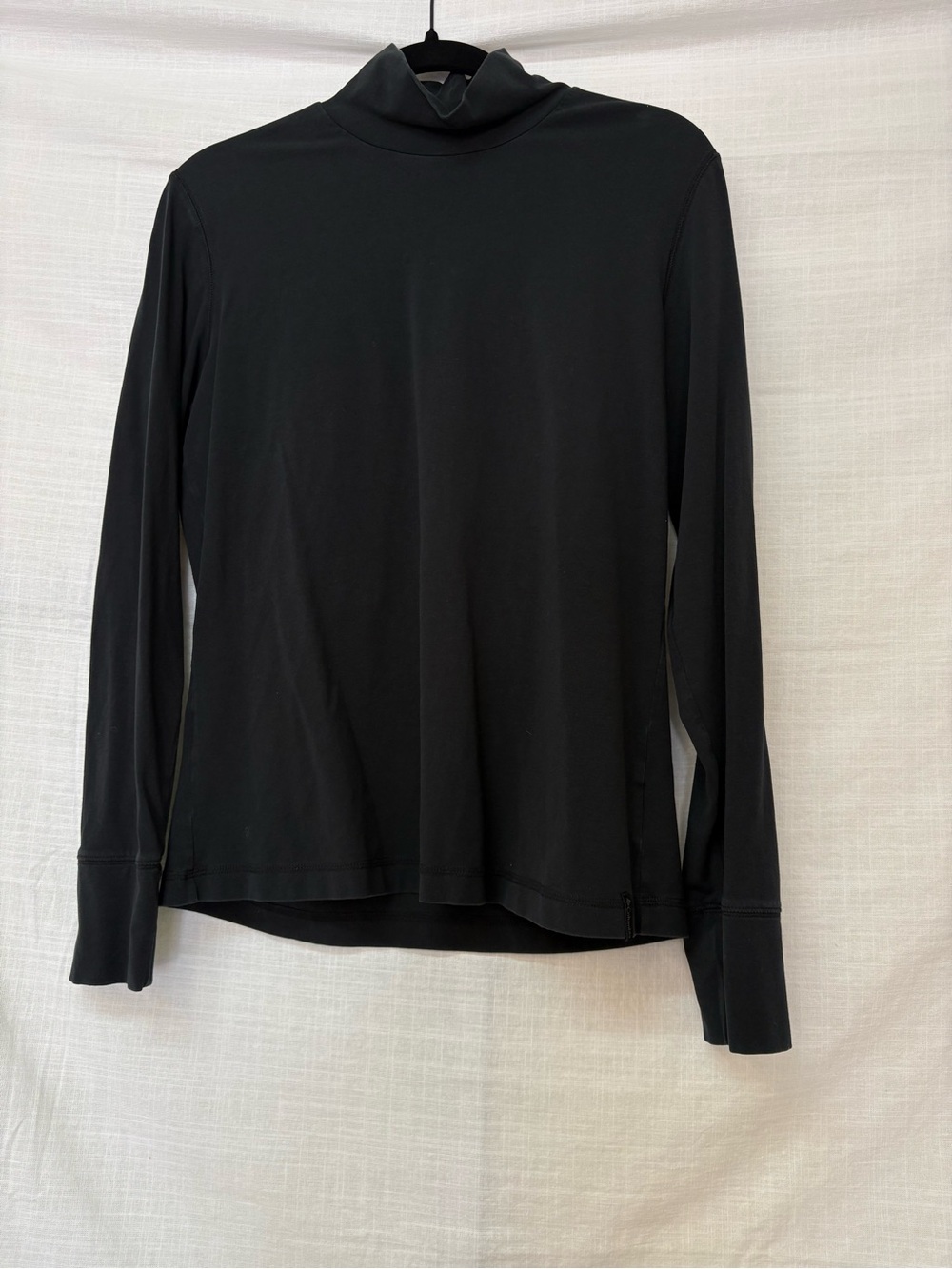 Columbia Classic Black Women's Long Sleeve Top with Turtleneck Size Large